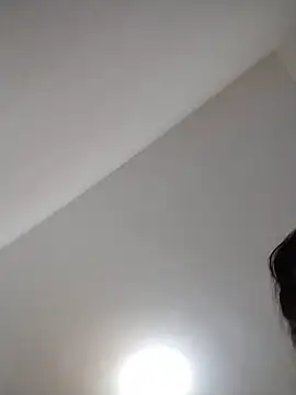 Yaya Mineira online show from March 2026 10:23:02 PM