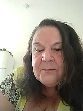 Yaya Mineira online show from September 2025 05:30:01 PM
