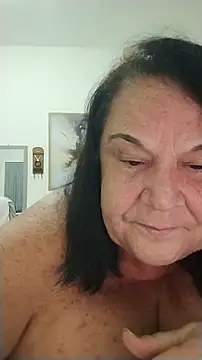 Snapshot of Yaya_Mineira chatting on June 2026 11:37:01 PM Yaya Mineira online show from June 2026 11:37:01 PM