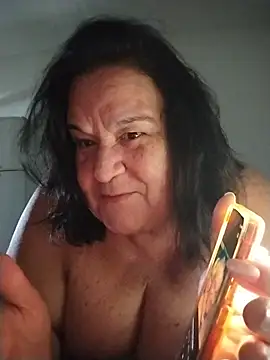 Yaya Mineira online show from April 2026 01:50:01 AM