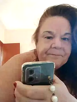 Yaya Mineira online show from January 2025 11:13:02 AM