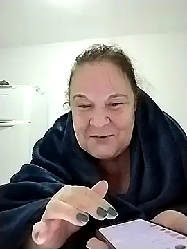 Yaya Mineira online show from November 2025 01:32:02 AM