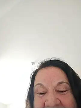 Yaya Mineira online show from February 2026 05:34:02 PM