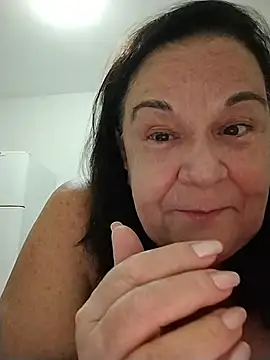 Yaya Mineira online show from February 2026 01:12:01 AM