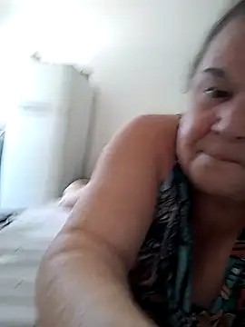 Yaya Mineira online show from October 2025 02:40:01 PM