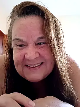 Yaya Mineira online show from January 2025 01:49:01 PM
