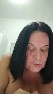 Snapshot of Yaya_Mineira chatting on June 2026 11:21:01 PM Yaya Mineira online show from June 2026 11:21:01 PM