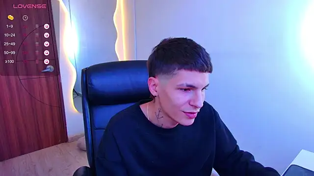 harrisoncuper online show from December 2024 09:42:02 PM