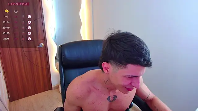 harrisoncuper online show from November 2025 09:36:02 PM