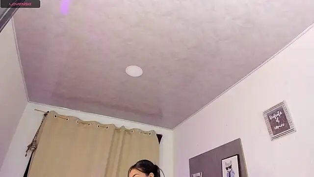alicia rouusel online show from February 2025 02:05:02 AM