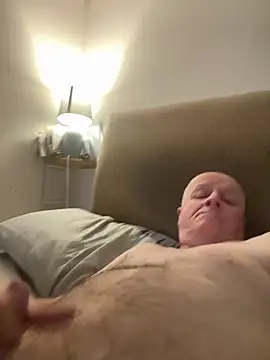locallad88 online show from April 2026 08:31:01 PM