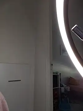 mihaelaa online show from February 2026 02:51:01 PM