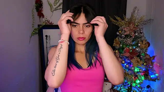 Snapshot of sexyladyy_ chatting on December 2025 11:21:01 PM sexyladyy online show from December 2025 11:21:01 PM