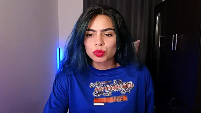 Snapshot of sexyladyy_ chatting on September 2025 11:26:01 PM sexyladyy online show from September 2025 11:26:01 PM