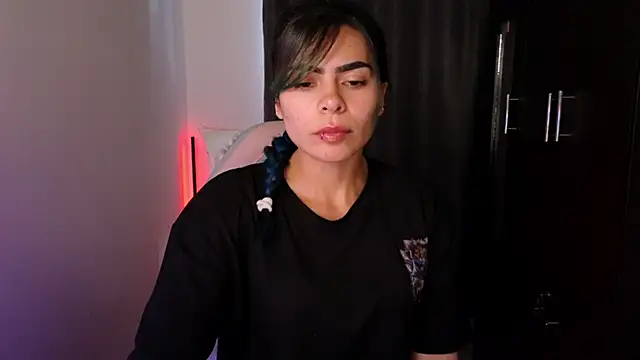 Snapshot of sexyladyy_ chatting on September 2025 10:53:01 PM sexyladyy online show from September 2025 10:53:01 PM