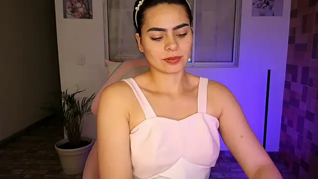 Snapshot of sexyladyy_ chatting on February 2025 02:06:01 PM sexyladyy online show from February 2025 02:06:01 PM