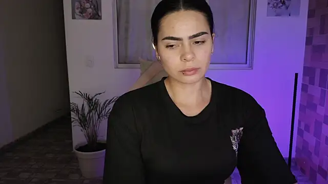 Snapshot of sexyladyy_ chatting on March 2025 02:38:02 AM sexyladyy online show from March 2025 02:38:02 AM