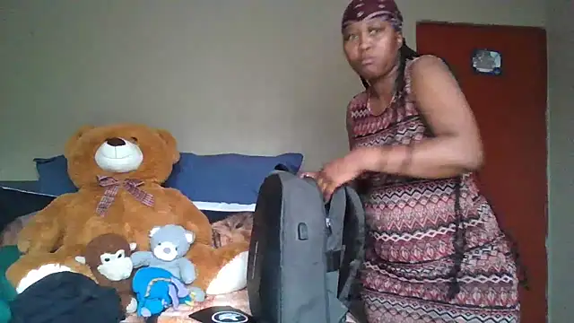 Snapshot of EbonySeductressx chatting on September 2025 02:57:02 PM EbonySeductressx online show from September 2025 02:57:02 PM