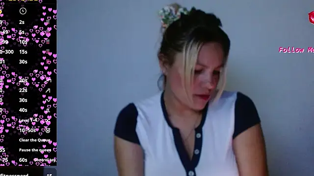 Snapshot of naugtyqueen chatting on March 2025 11:24:02 PM naugtyqueen online show from March 2025 11:24:02 PM