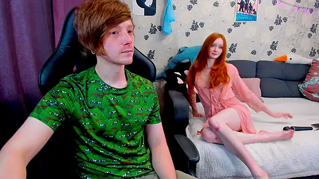 Snapshot of lakmsrrrmrrr chatting on February 2025 10:49:02 AM lakmsrrrmrrr online show from February 2025 10:49:02 AM