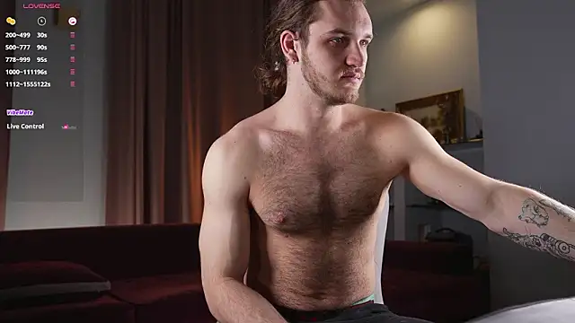 Snapshot of Louis_Karlos chatting on February 2026 04:11:02 AM Louis Karlos online show from February 2026 04:11:02 AM