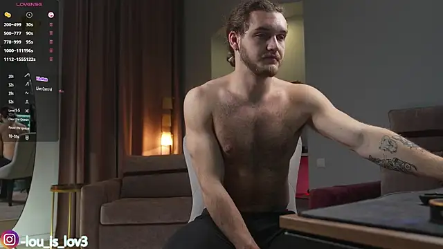 Snapshot of Louis_Karlos chatting on December 2025 05:08:02 AM Louis Karlos online show from December 2025 05:08:02 AM