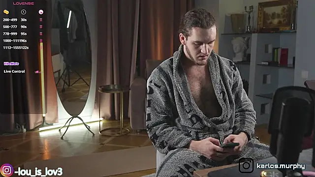 Snapshot of Louis_Karlos chatting on November 2025 03:51:02 AM Louis Karlos online show from November 2025 03:51:02 AM