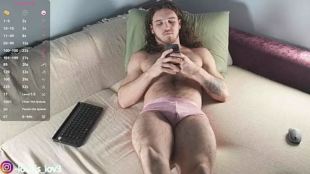 Louis Karlos online show from October 2025 04:02:01 AM