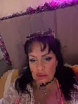 Lolaley2 online show from December 2025 12:08:01 PM