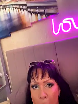 Snapshot of Lolaley2 chatting on November 2025 07:40:01 AM Lolaley2 online show from November 2025 07:40:01 AM