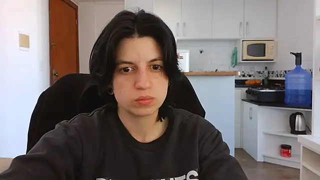 Snapshot of kyslrana chatting on June 2026 04:35:02 PM kyslrana online show from June 2026 04:35:02 PM