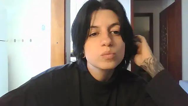 Snapshot of kyslrana chatting on May 2026 02:25:01 PM kyslrana online show from May 2026 02:25:01 PM