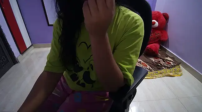 Snapshot of BabyNaina chatting on January 2025 06:02:01 PM BabyNaina online show from January 2025 06:02:01 PM