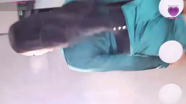 Snapshot of sweetcata23 chatting on December 2025 08:14:01 PM sweetcata23 online show from December 2025 08:14:01 PM