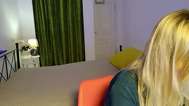 ZoeGrant online show from January 2026 08:46:01 PM