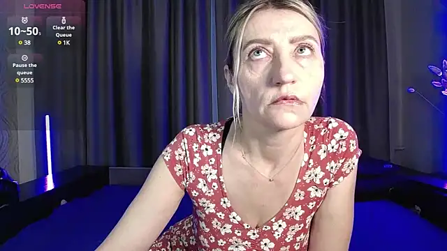 ZoeGrant online show from February 2025 08:03:02 PM