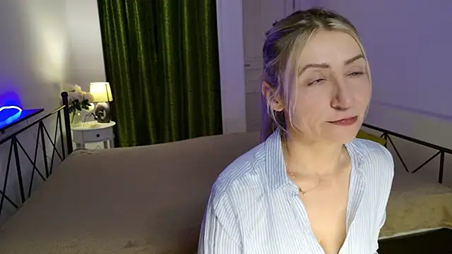 ZoeGrant online show from January 2026 08:56:01 PM