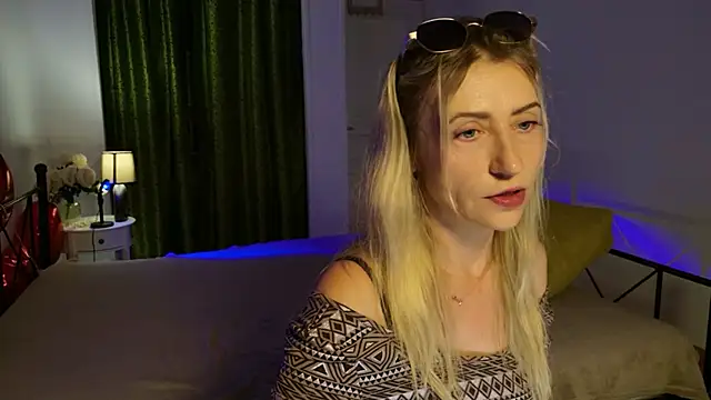 ZoeGrant online show from May 2026 05:46:01 PM