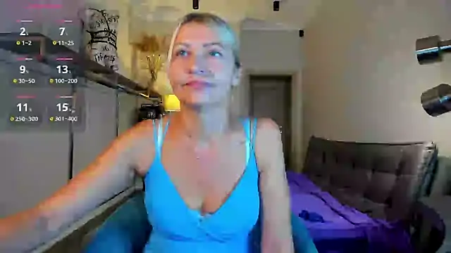 ZoeGrant online show from September 2025 06:52:01 PM