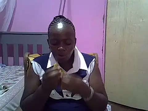 Ebonyceline online show from February 2025 05:51:01 PM