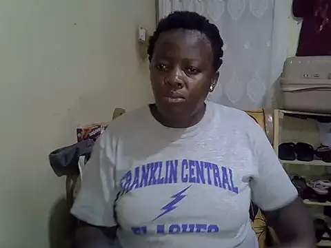 Ebonyceline online show from December 2025 07:17:01 PM