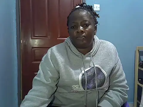 Ebonyceline online show from April 2026 05:52:02 PM