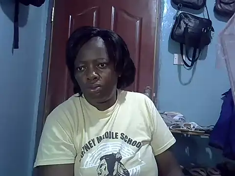 Snapshot of Ebonyceline chatting on June 2026 06:08:02 AM Ebonyceline online show from June 2026 06:08:02 AM