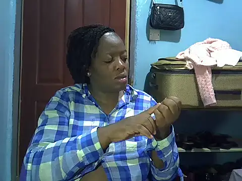 Ebonyceline online show from May 2026 01:09:01 AM