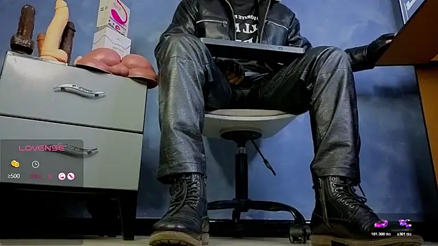 TomLover 12 online show from January 2026 11:52:02 PM