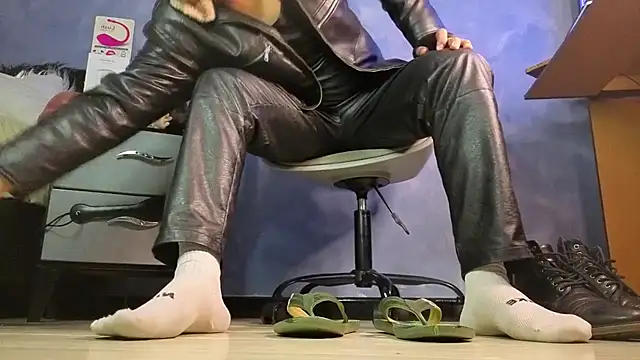 TomLover 12 online show from April 2026 02:14:02 AM