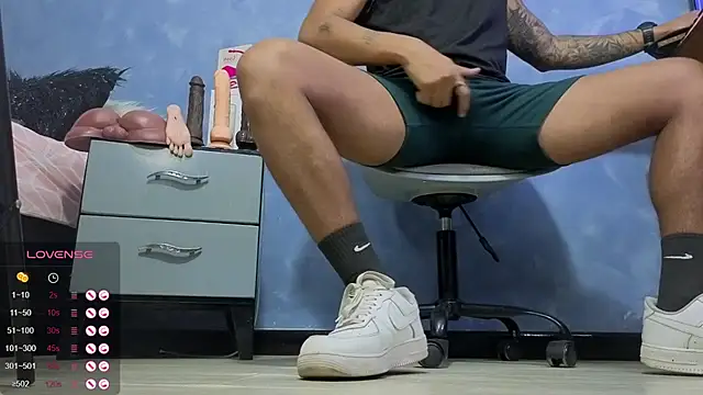 TomLover 12 online show from April 2026 03:24:02 AM