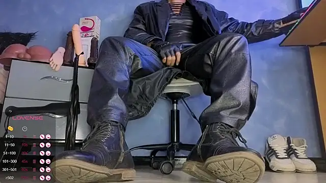 TomLover 12 online show from April 2026 11:34:01 AM