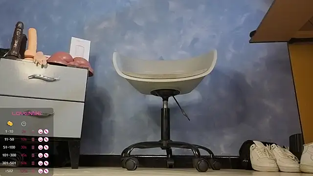 Snapshot of TomLover_12 chatting on January 2026 11:58:02 PM TomLover 12 online show from January 2026 11:58:02 PM