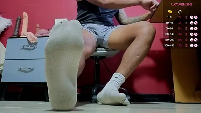 TomLover 12 online show from October 2025 02:51:02 PM